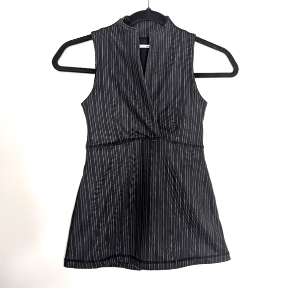 Lululemon Athletica Black Striped Tennis Mock Neck Tank Top 0 2 - Picture 1 of 4